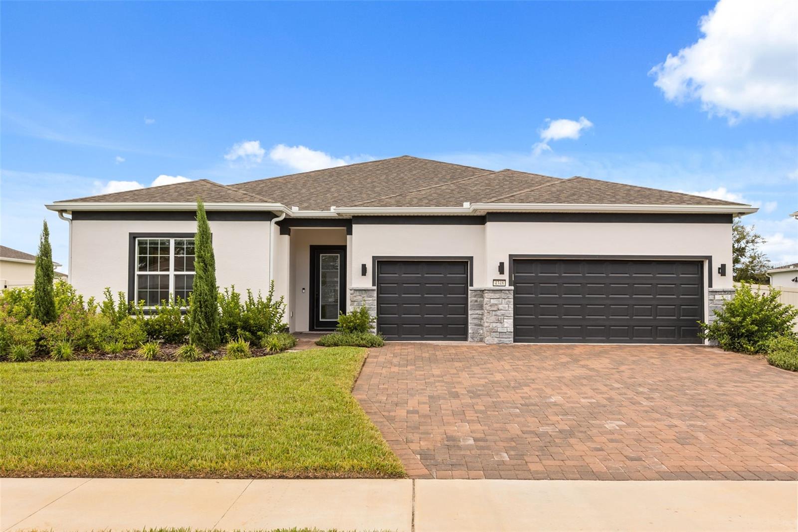 Listing photo 1 for 4348 Sunset Preserve Blvd