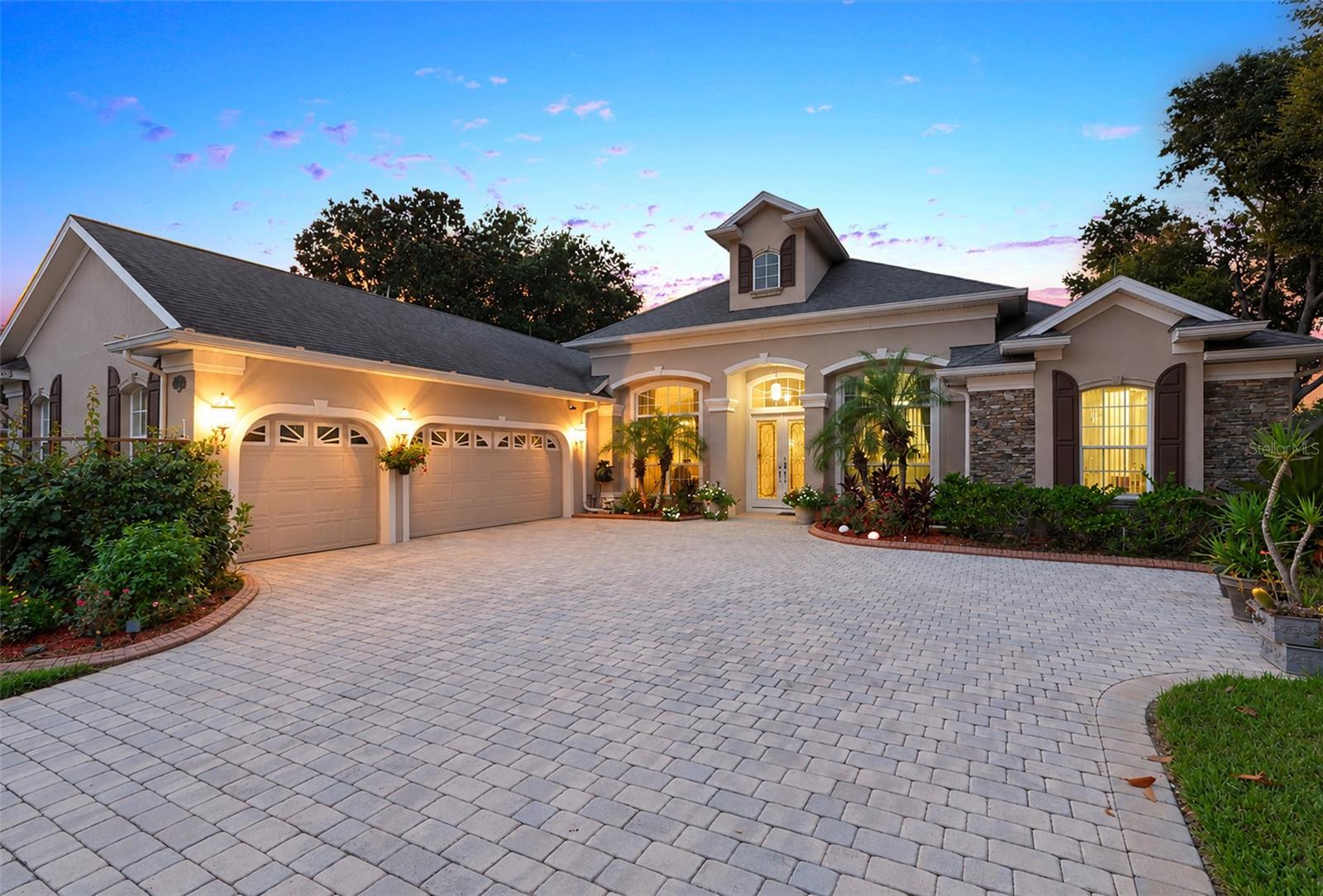 Listing photo for 1562 Kennesaw Dr