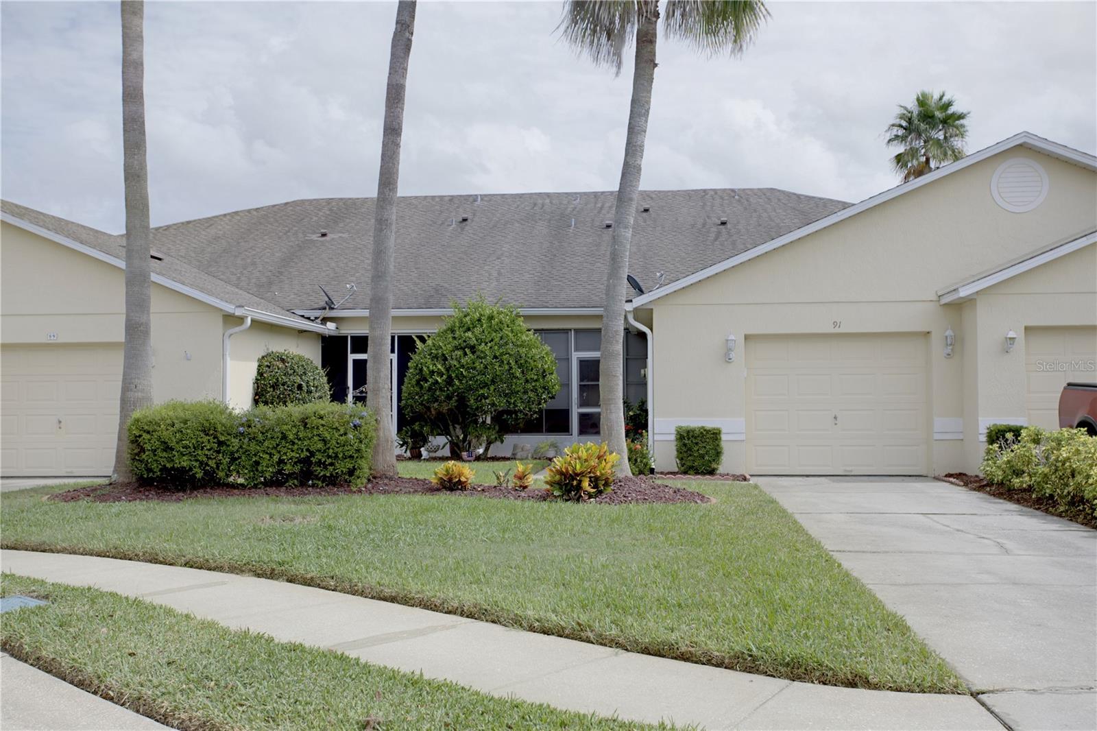 Listing photo 3 for 91 Club Villas Ln