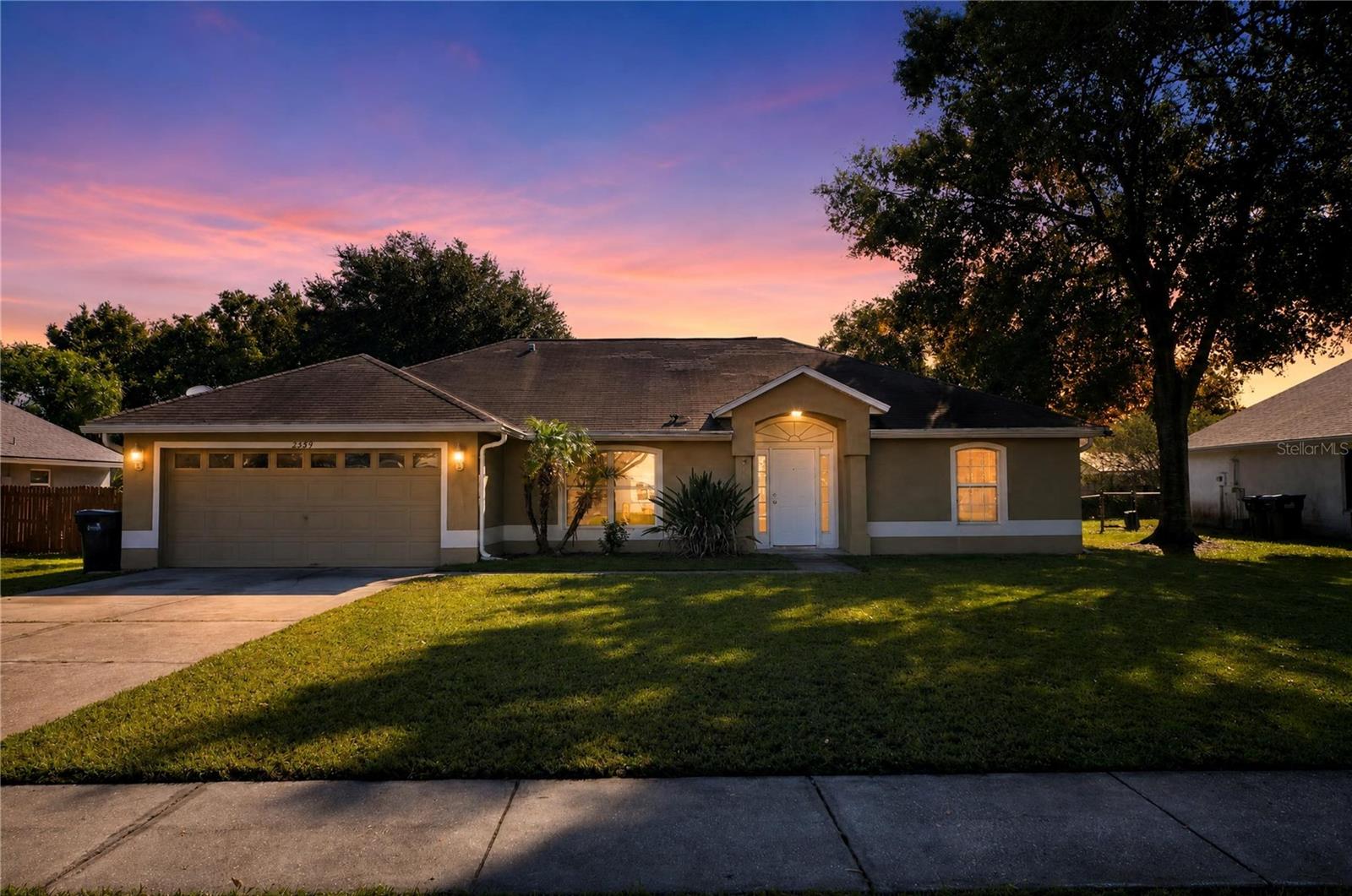 Listing photo 1 for 2549 Abney Ave