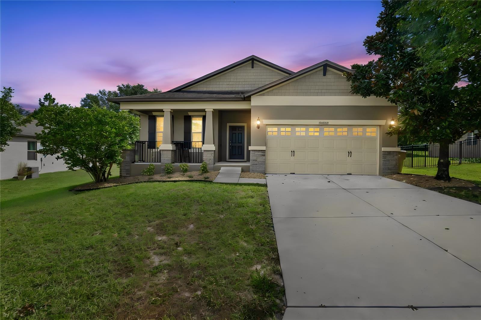 Listing photo 1 for 30022 Donnington Loop