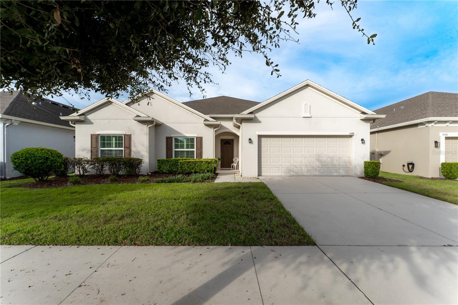 Listing photo 1 for 3344 Sagebrush St