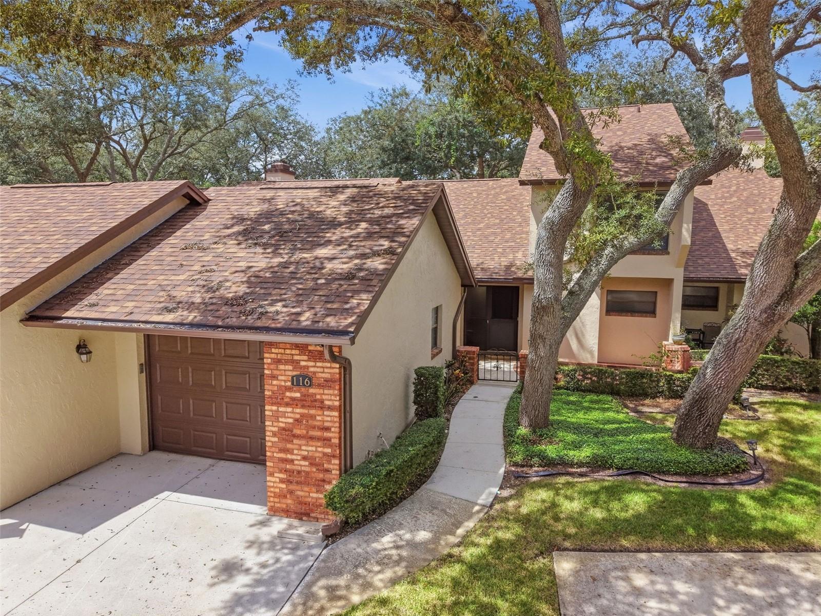 116 GOLF CLUB DRIVE
