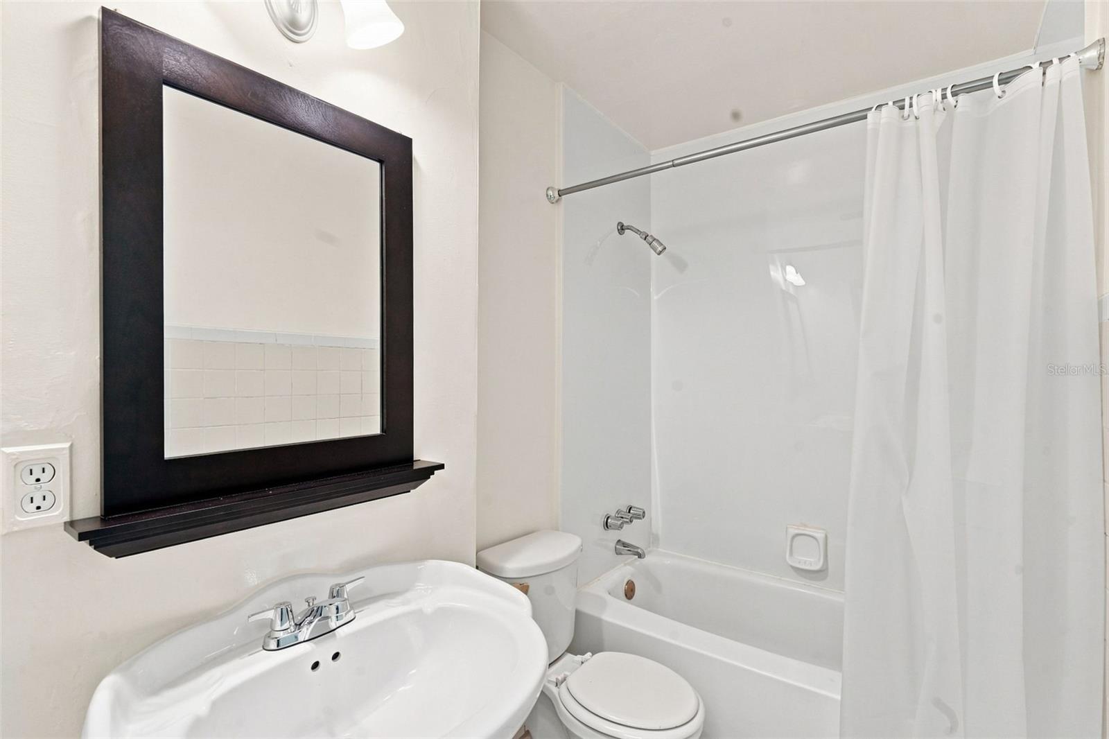 Photo 42