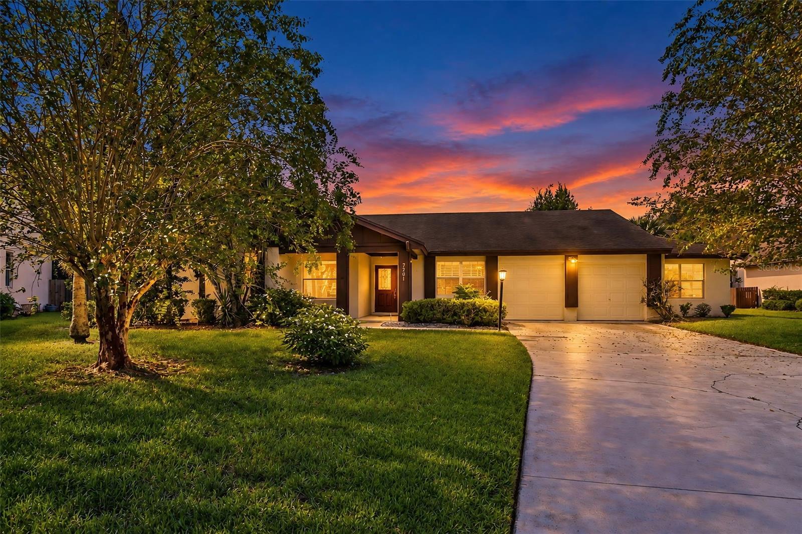 Listing photo for 7201 Moss Leaf Ln