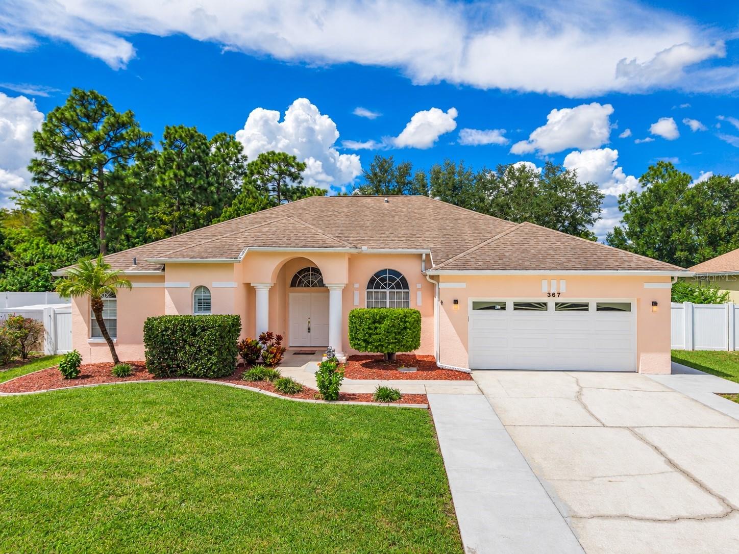 Listing photo 1 for 367 Kassik Cir