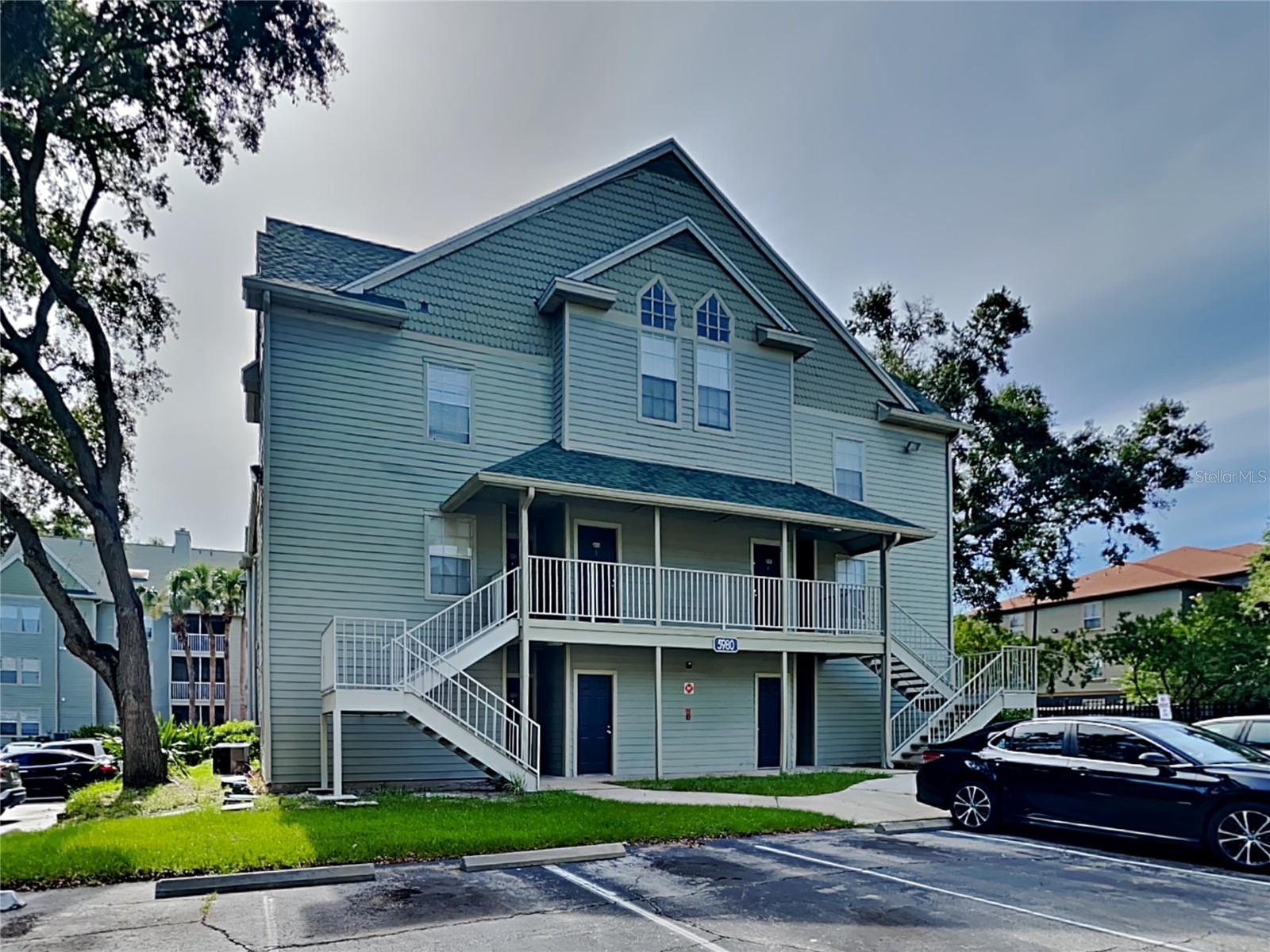 Listing photo 1 for 5980 Westgate Dr #103