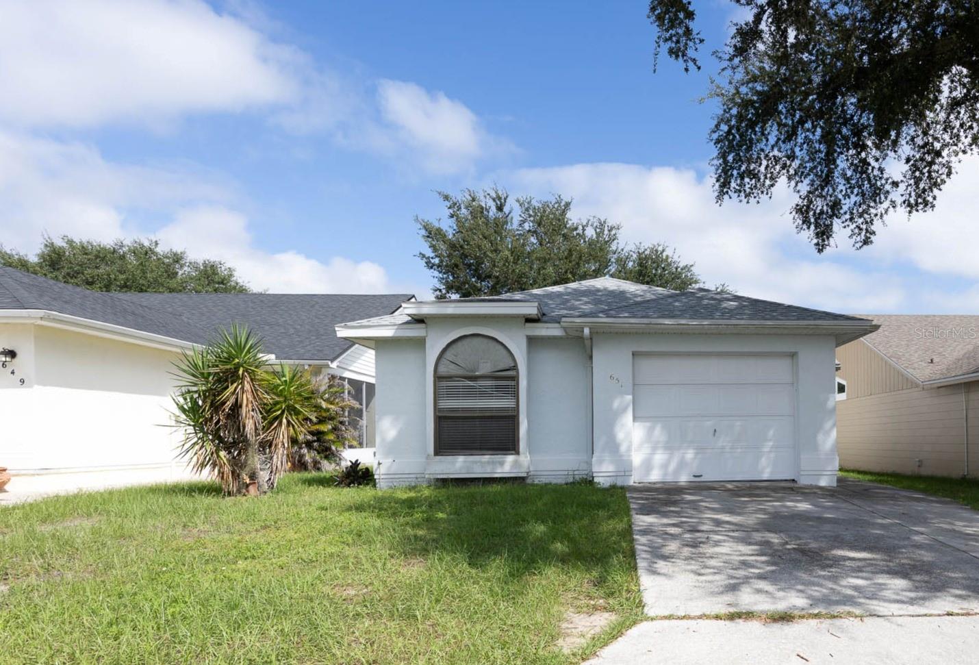 Listing photo for 651 Lake Dexter Cir