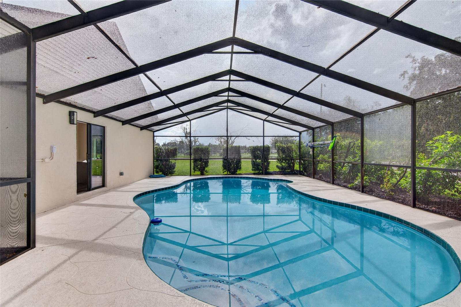 Listing photo 2 for 1043 Bucksaw Pl