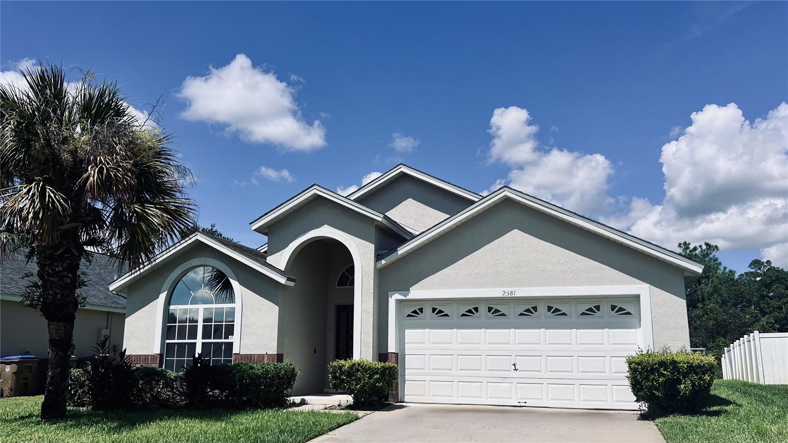 Listing photo for 2581 Oneida Loop