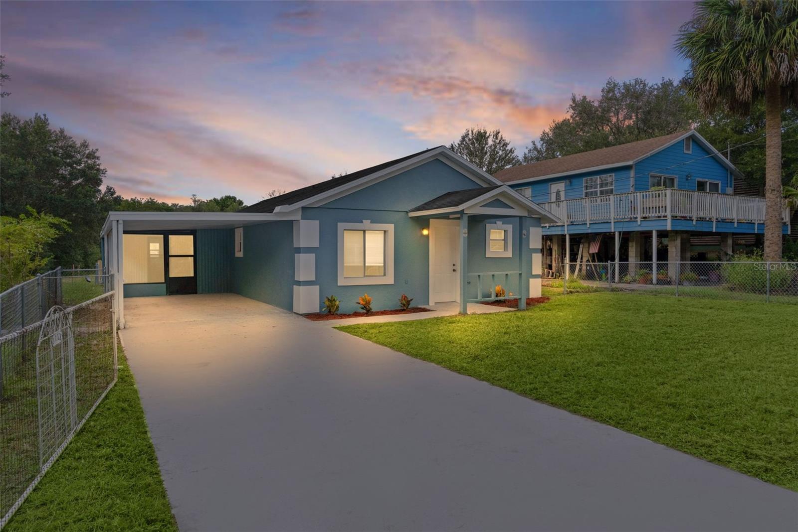 Listing photo 1 for 31128 Lochmore Cir