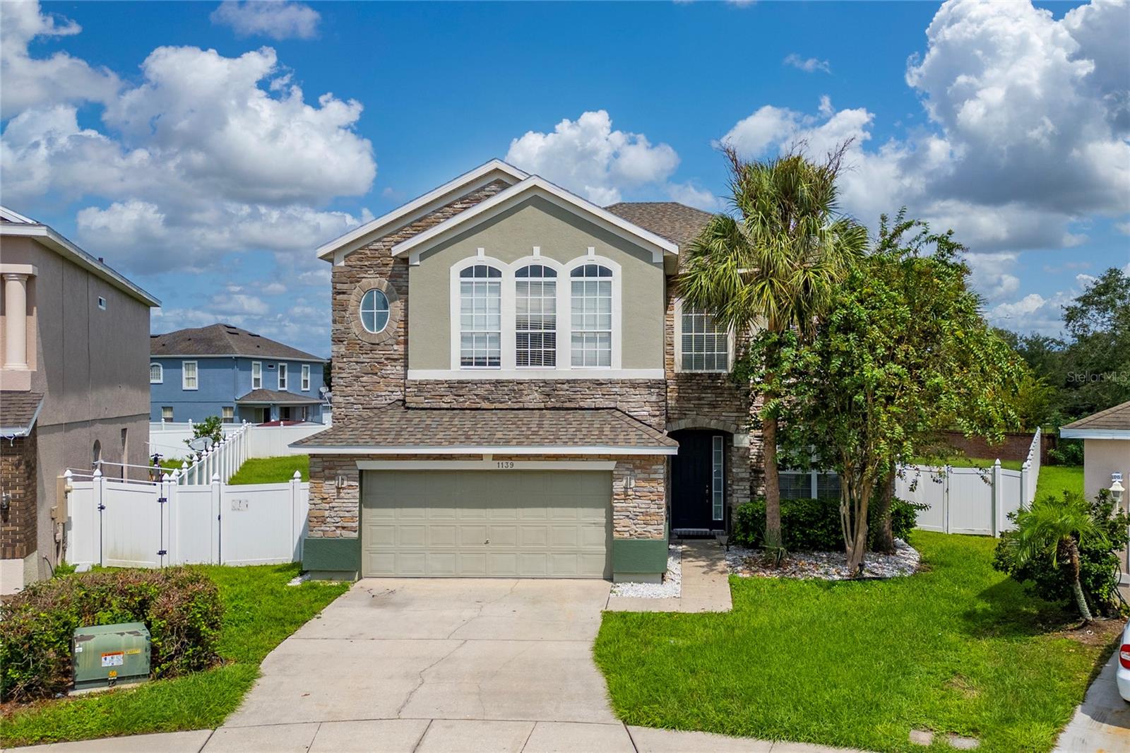 1139 DARNABY WAY