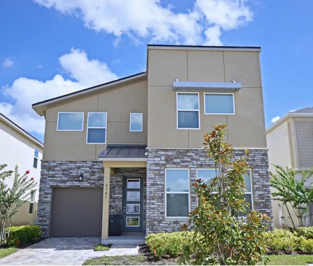 Listing photo 1 for 8947 Amelia Downs Trl