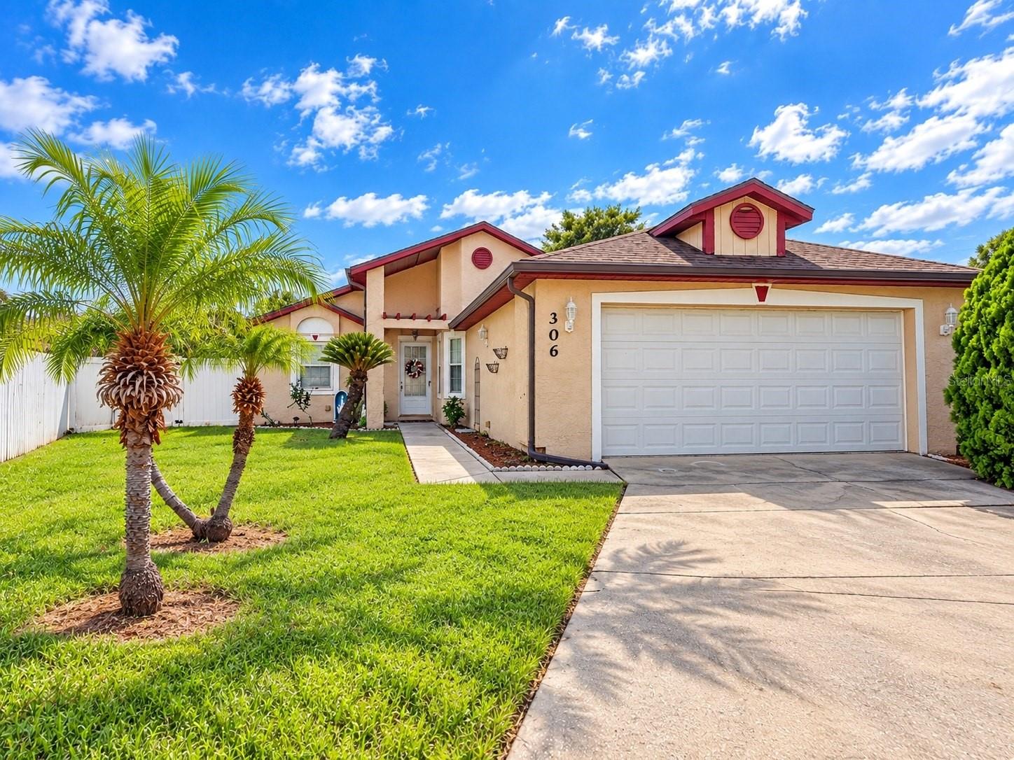 306 HOUSTON WOODS COURT
