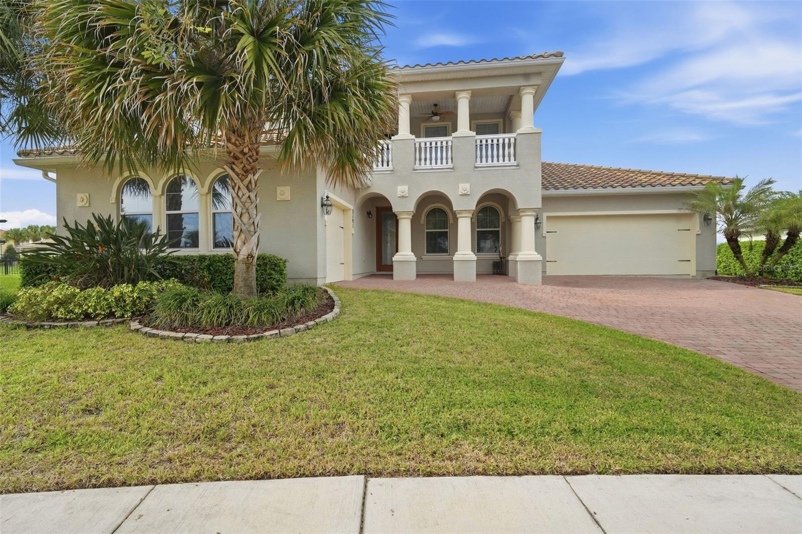 Listing photo 3 for 3191 Silver Fin Way