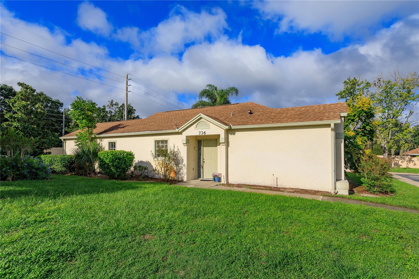 736 OLYMPIC CIRCLE Unit B1