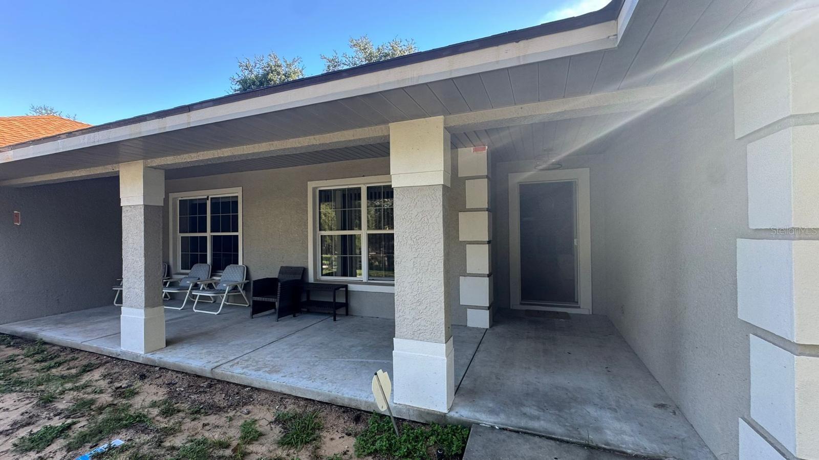 Listing photo 2 for 10217 Bonita Ct