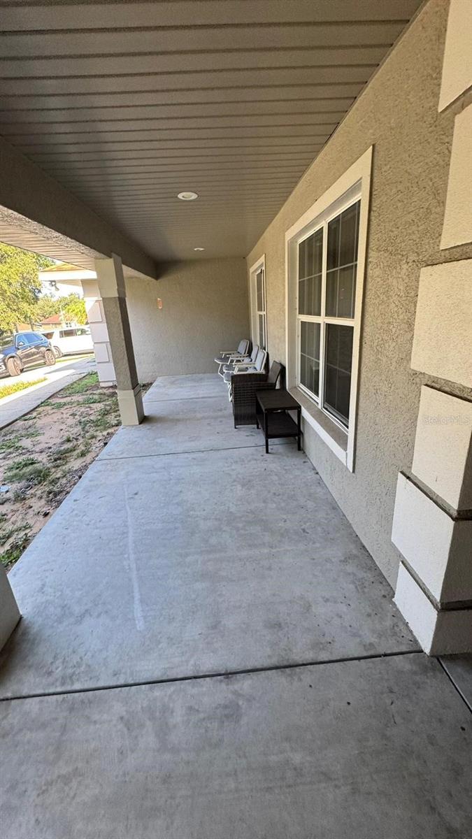 Listing photo 3 for 10217 Bonita Ct