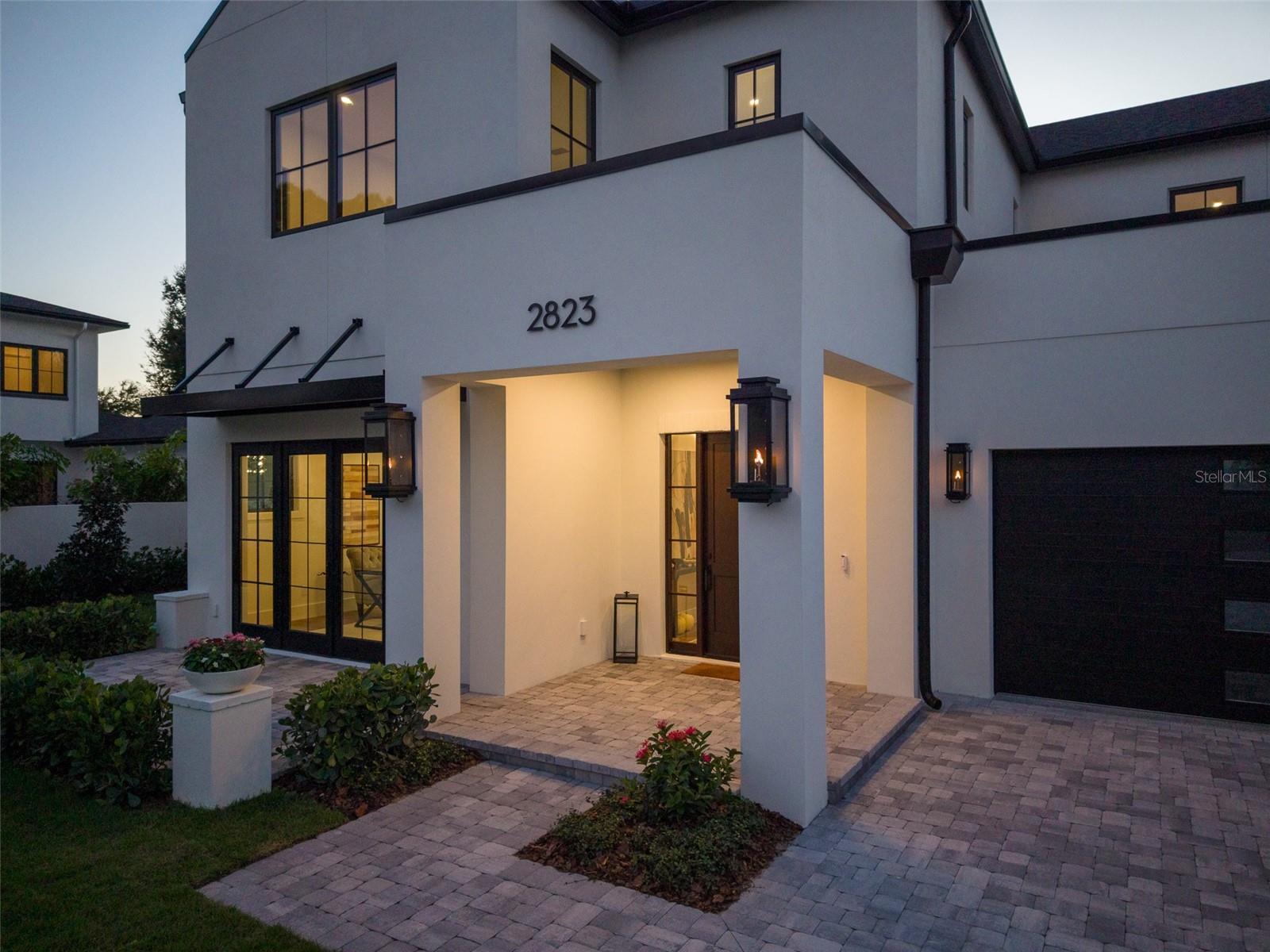 Listing photo 3 for 2823 Parkland Circle