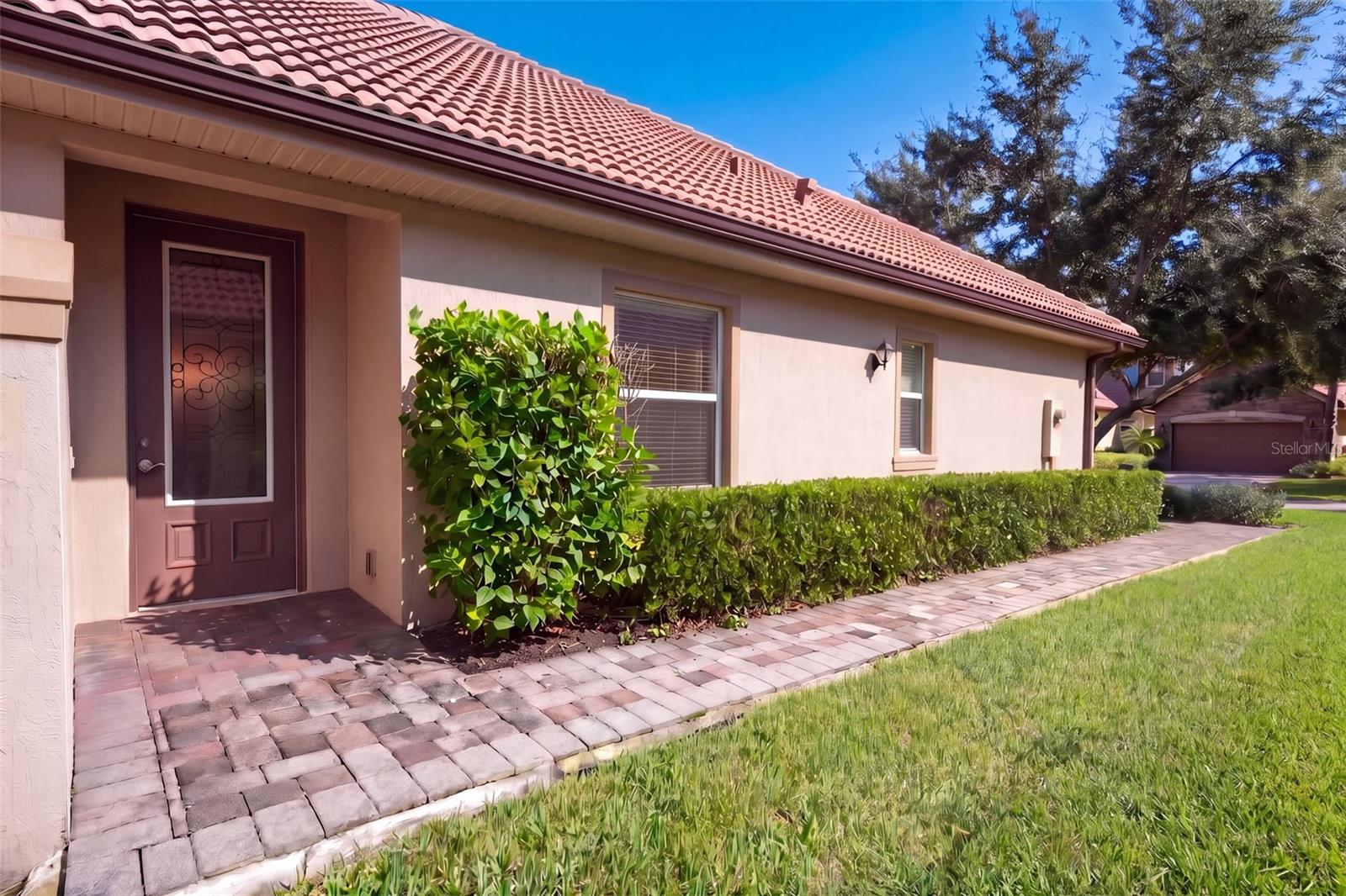 Listing photo 3 for 10419 Belfry Cir