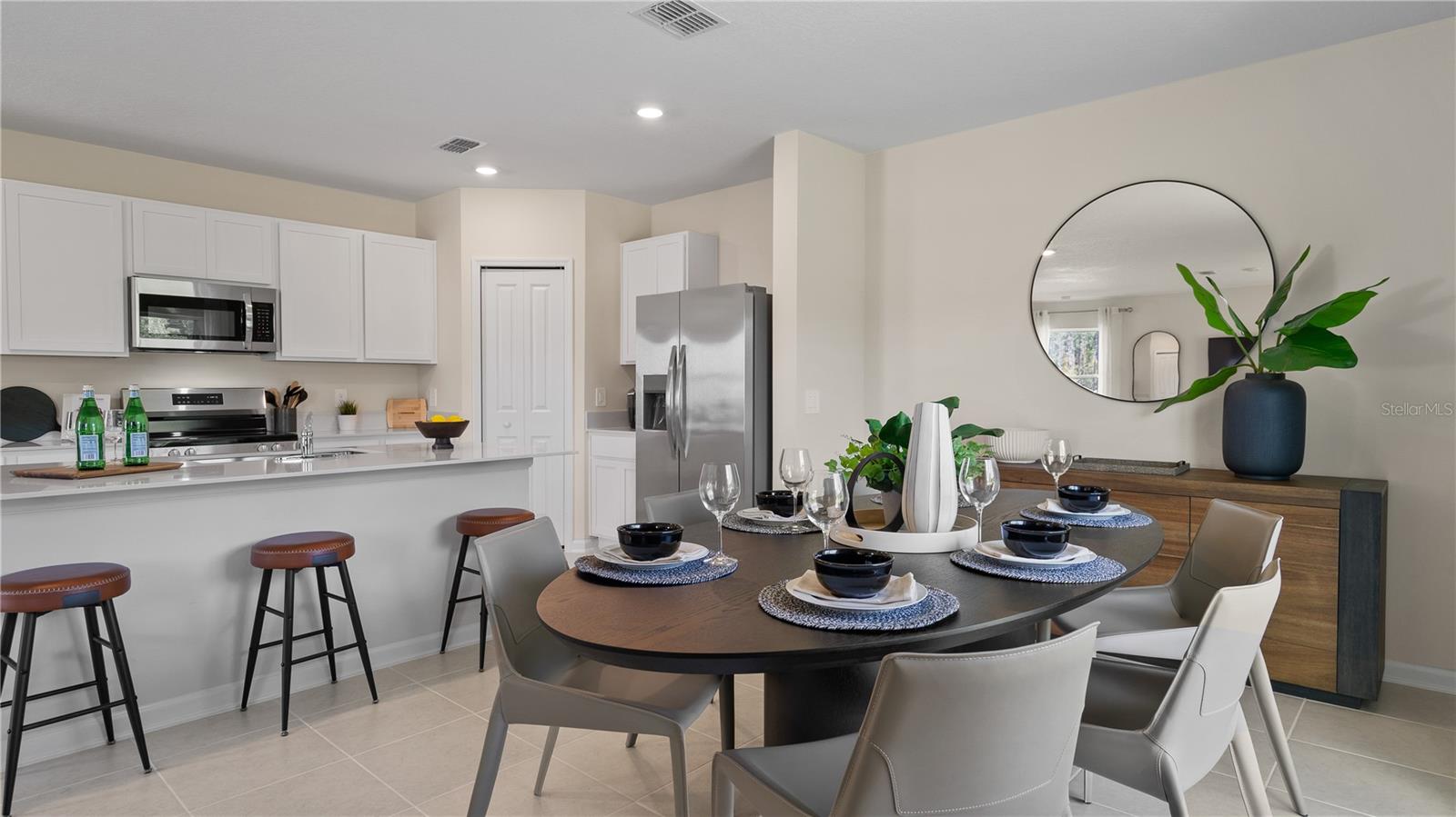 Listing photo 3 for 1568 Willow Garden Rd