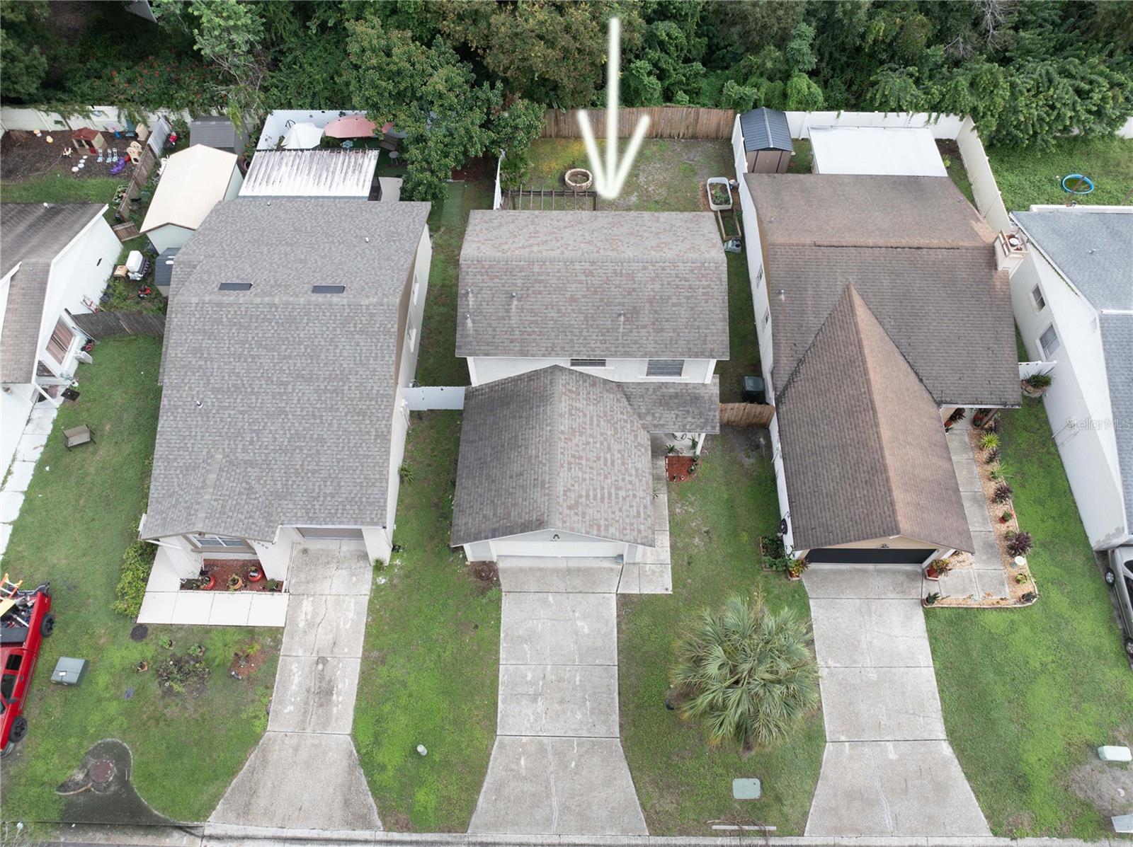 Listing photo 3 for 1006 Buttercup Dr
