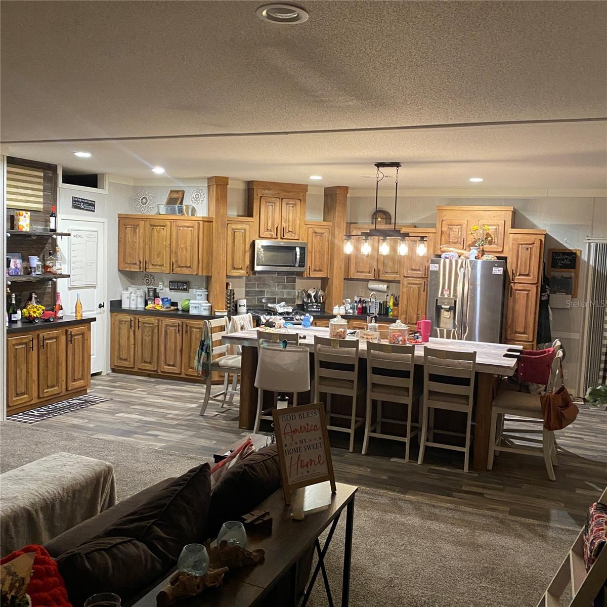 Listing photo 2 for 1310 Shady Cove Rd W