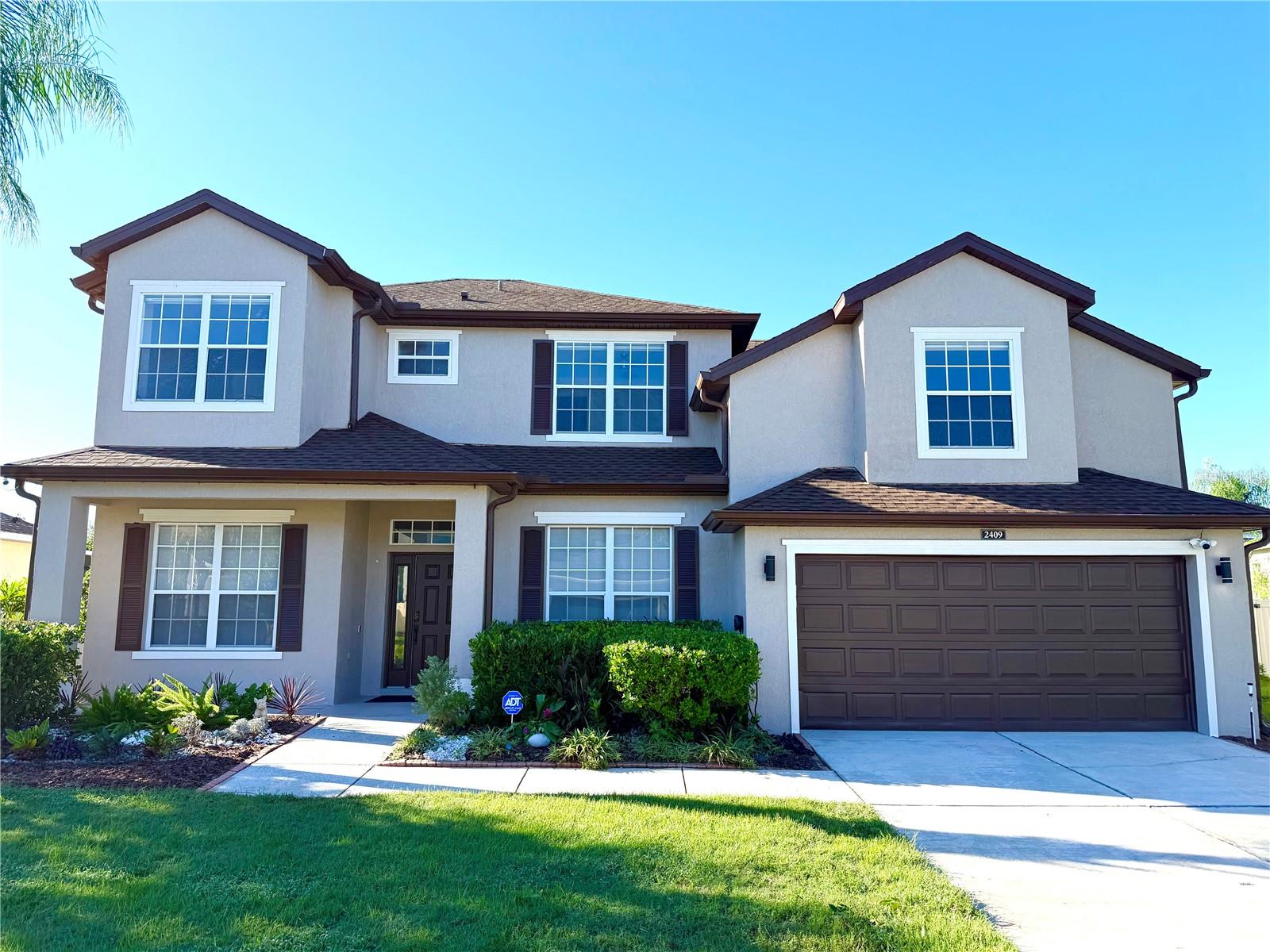 2409 TREYMORE DRIVE