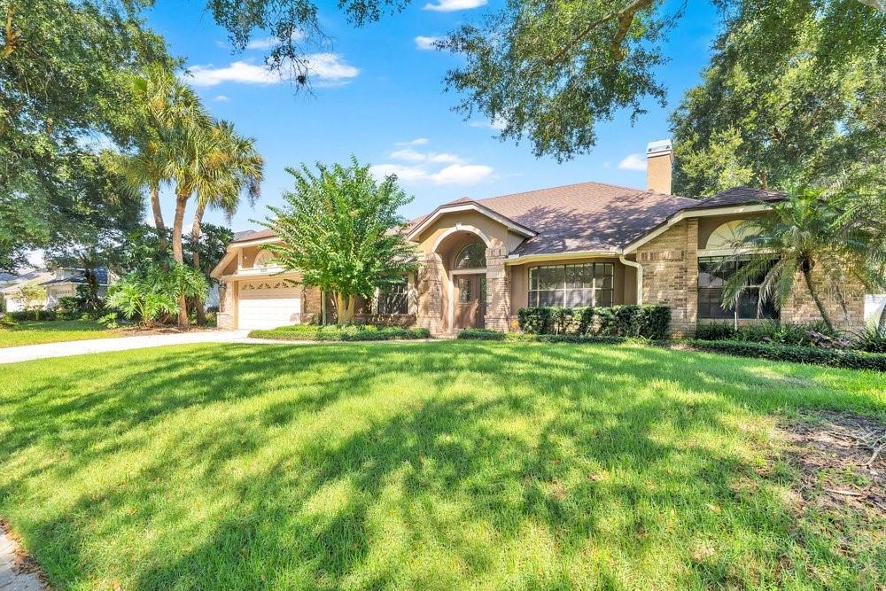 Listing photo 2 for 8021 Landgrove Ct
