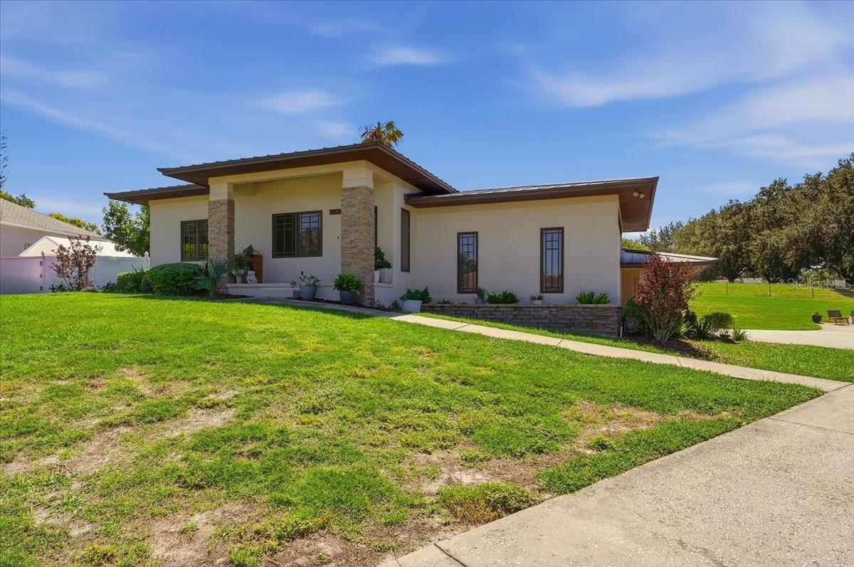 Listing photo 3 for 3239 Summerland Hills Ct