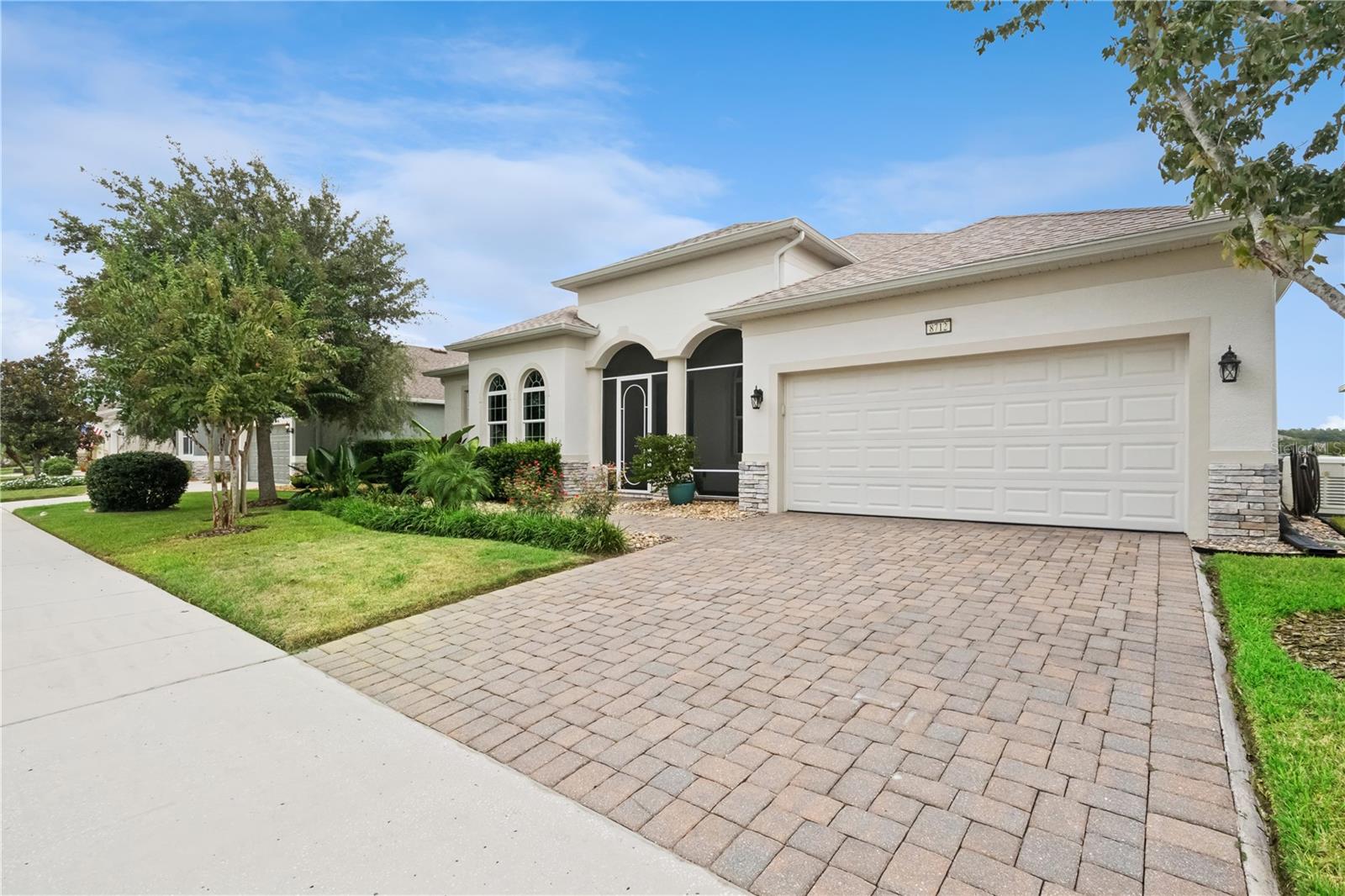 Listing photo 3 for 8712 Bridgeport Bay Cir