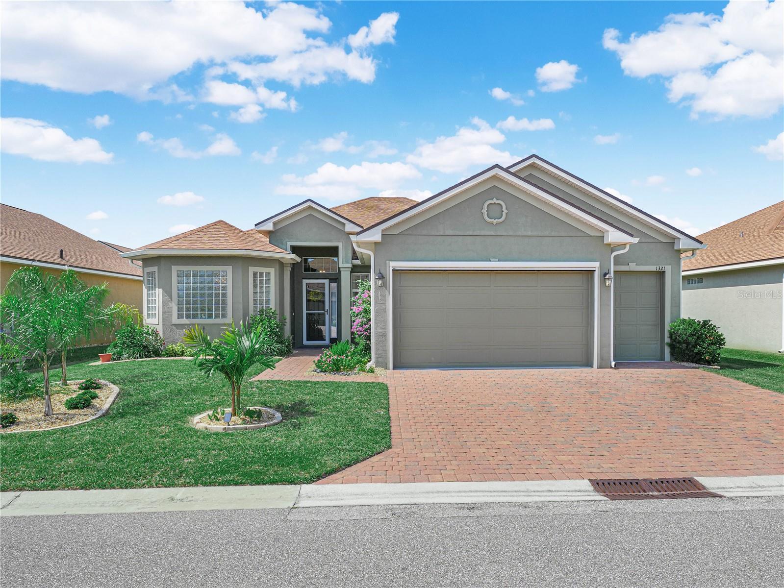 Listing photo for 1321 Oakmont Dr