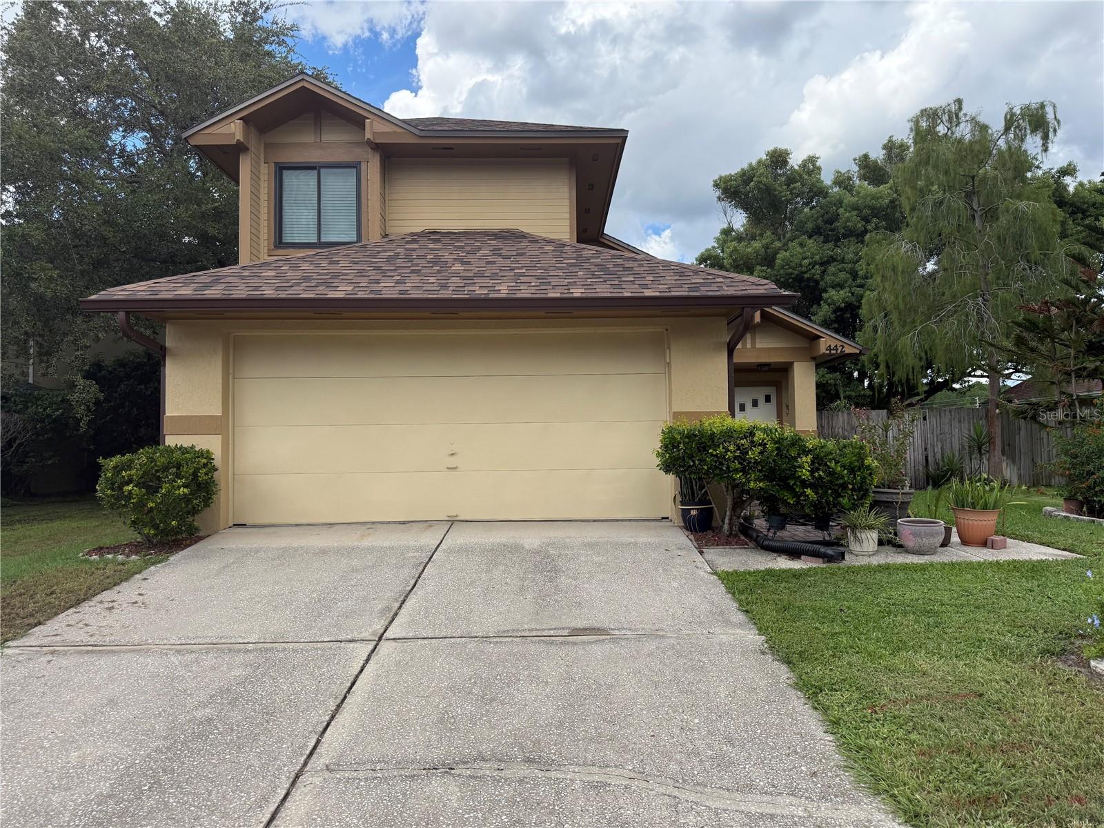 Listing photo for 442 E Springtree Way