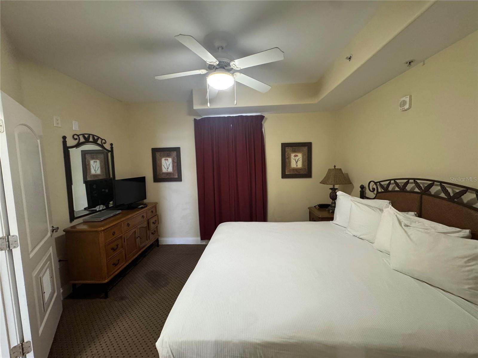 Listing photo 3 for 13415 Blue Heron Beach Dr #602
