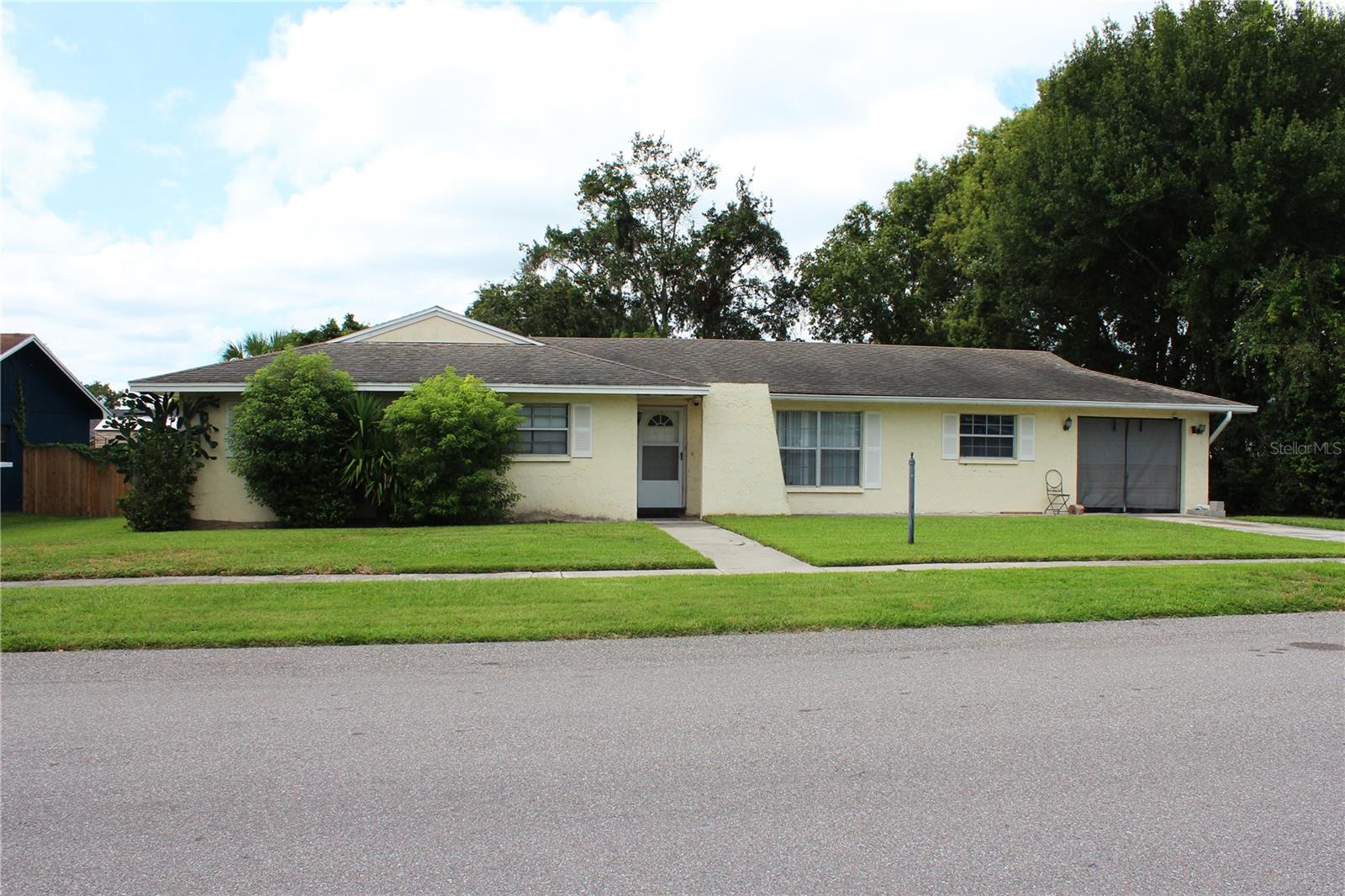 Listing photo for 6123 Christina Dr E