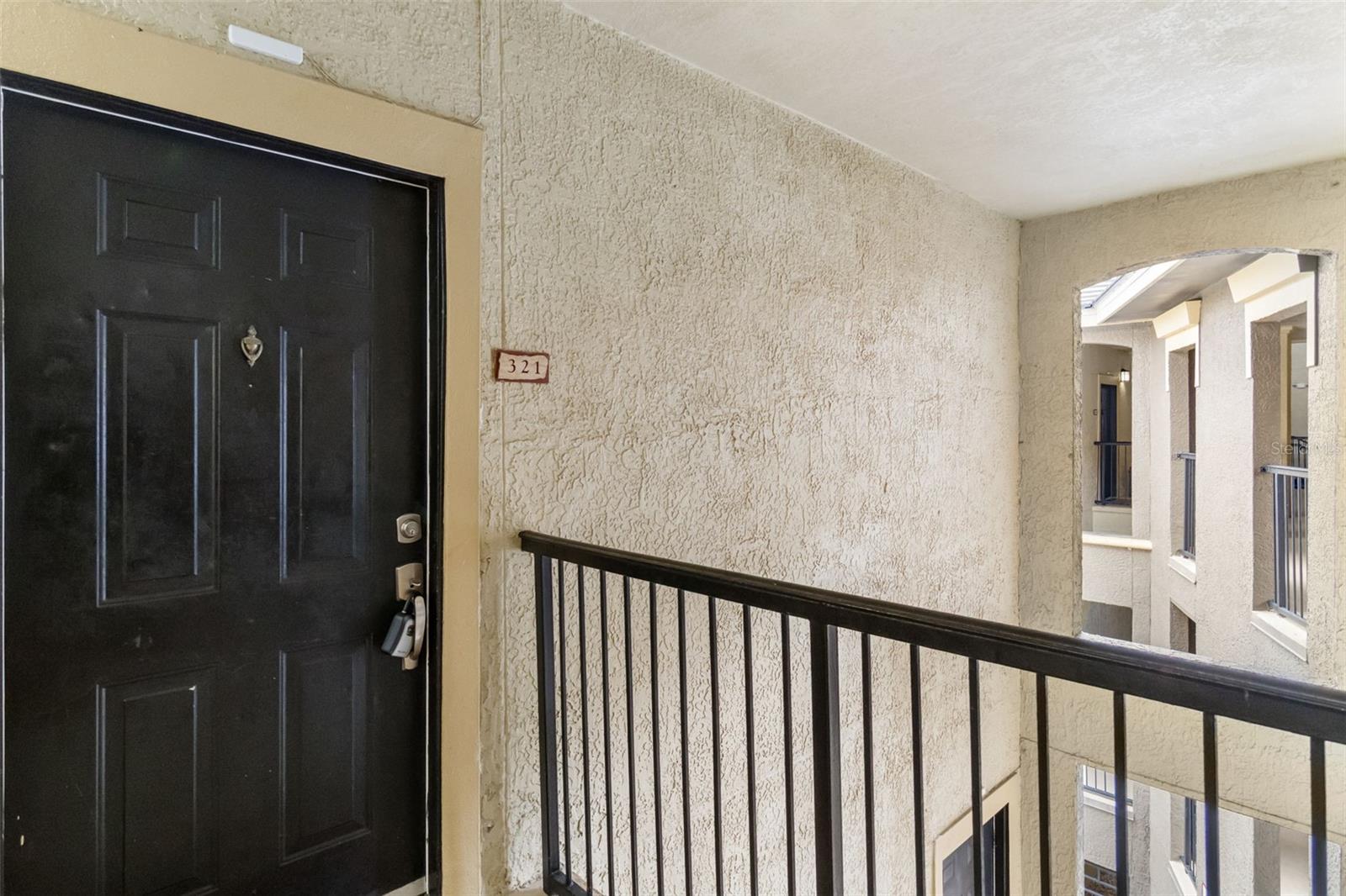 Listing photo 2 for 1321 Arbor Vista Loop #321