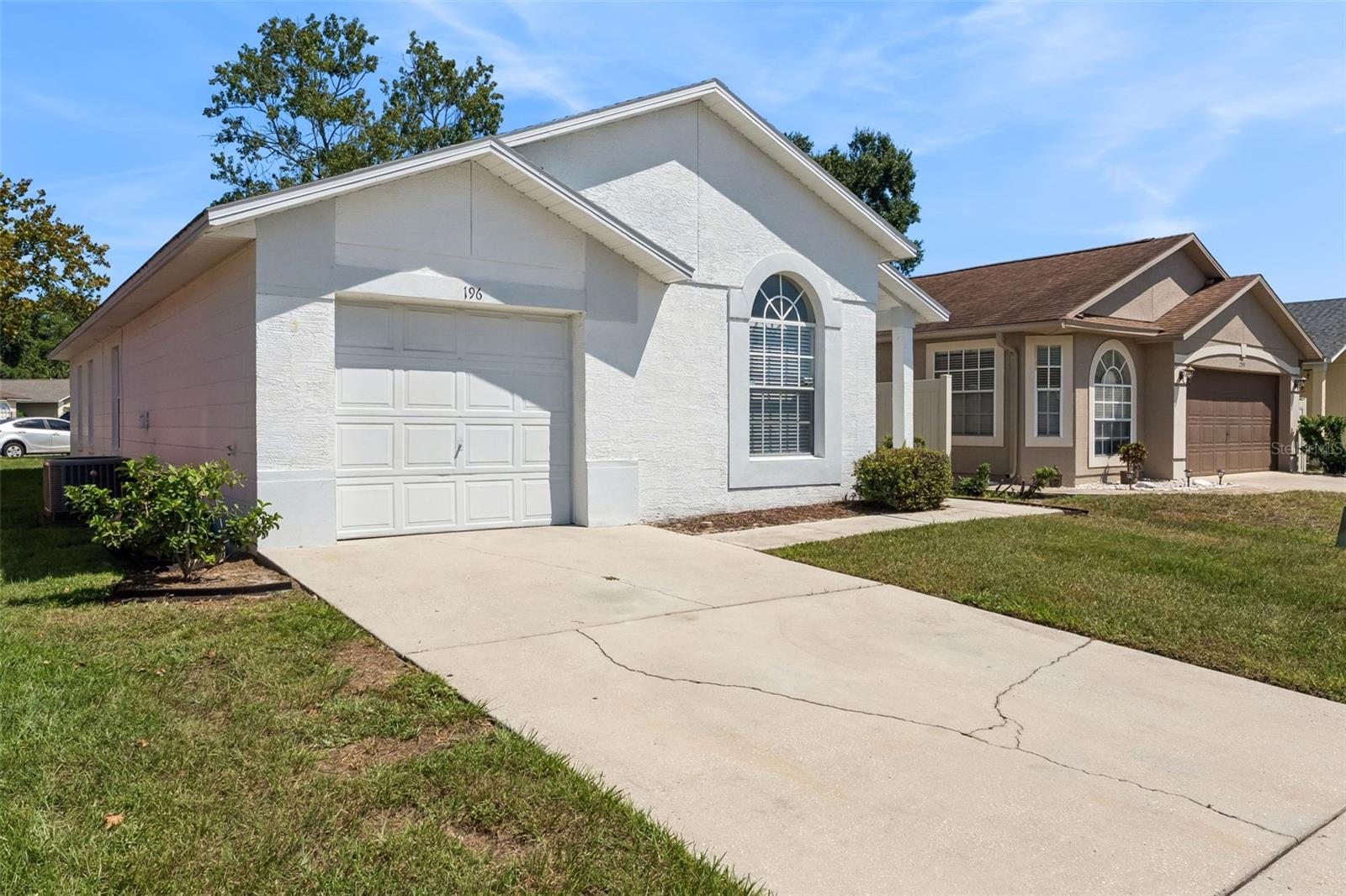 Listing photo 2 for 196 Burnsed Pl