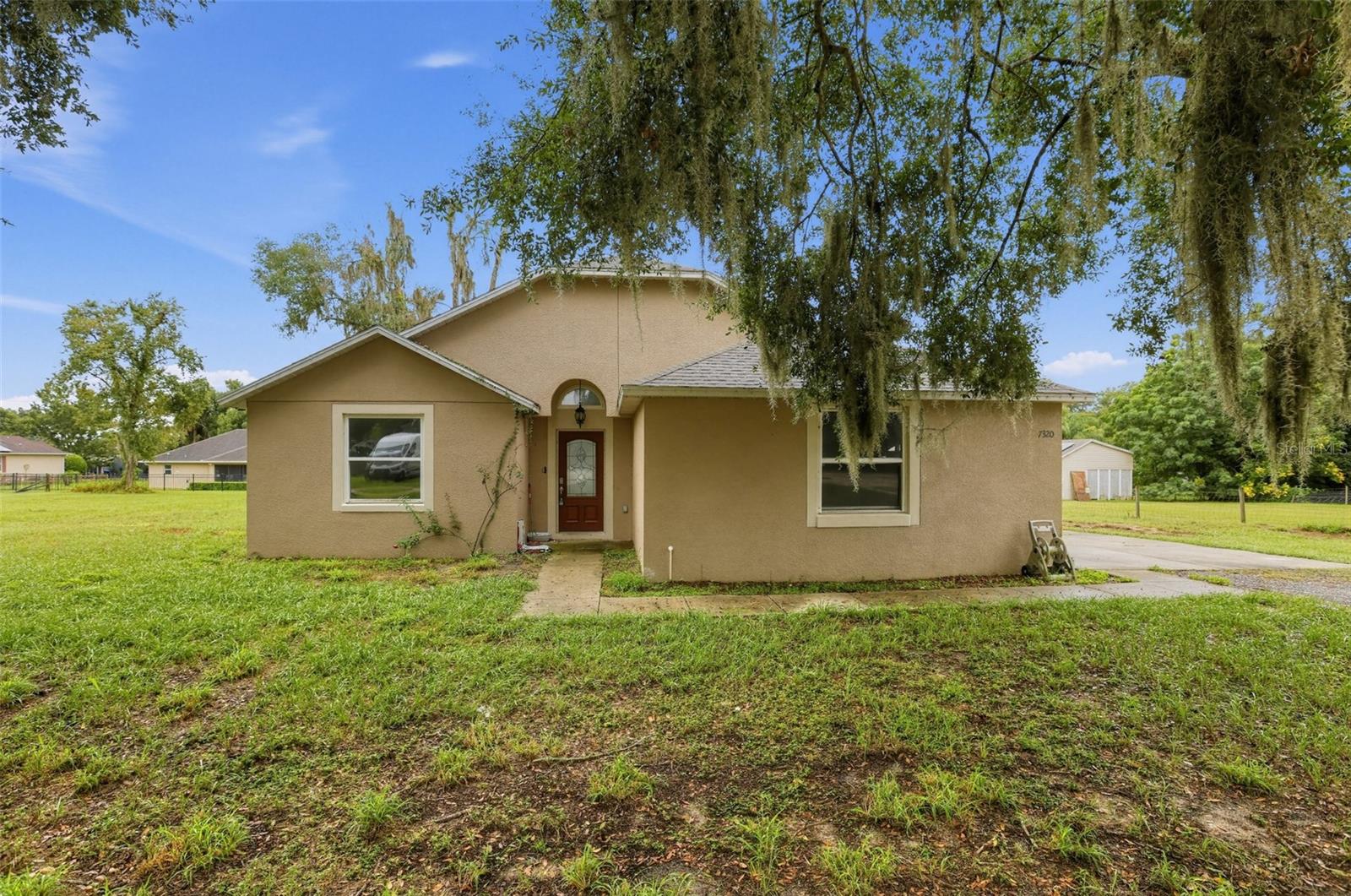 Listing photo 1 for 7320 Tomberlin Ln