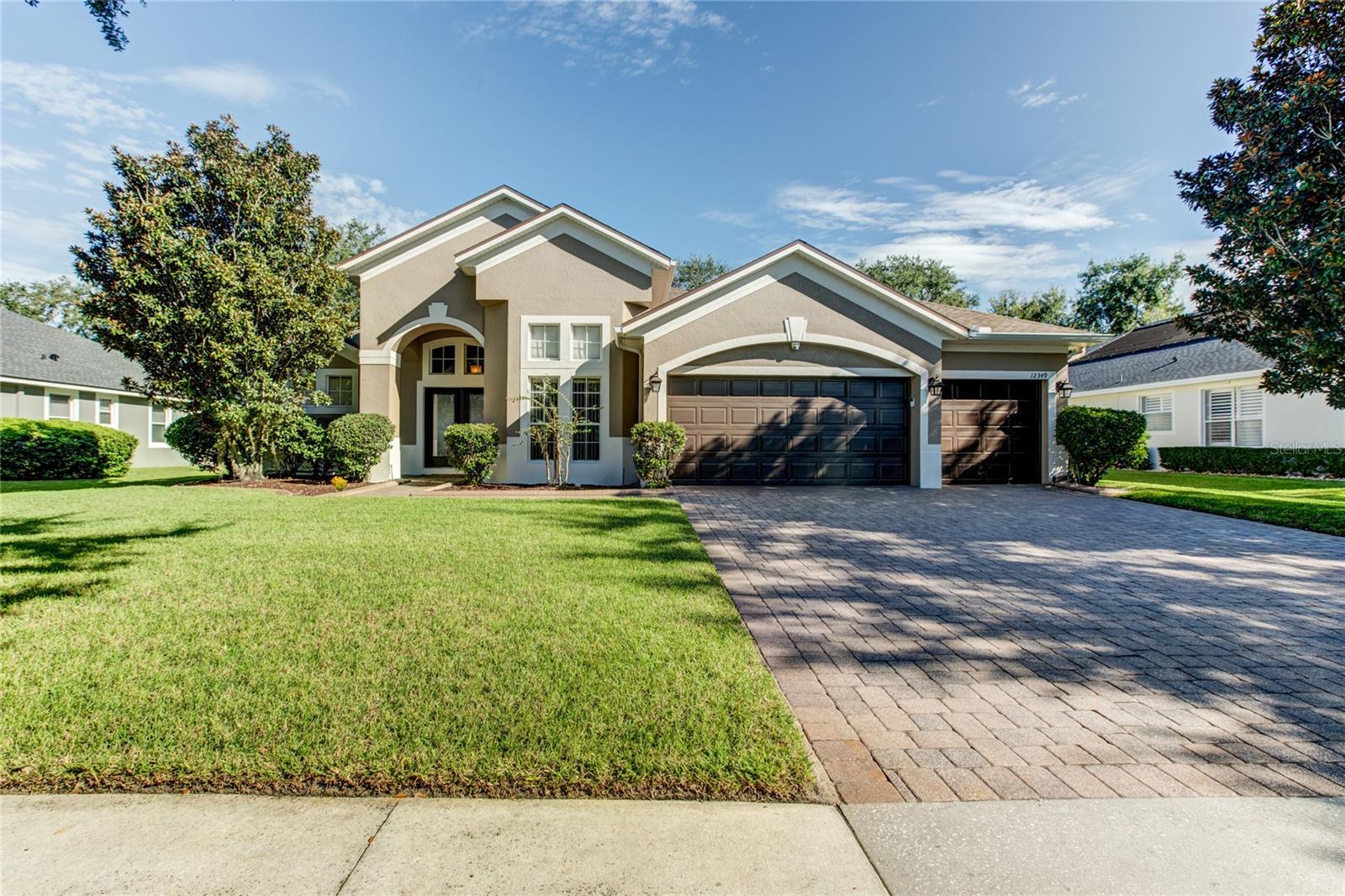 Listing photo 1 for 12349 Westfield Lakes Cir
