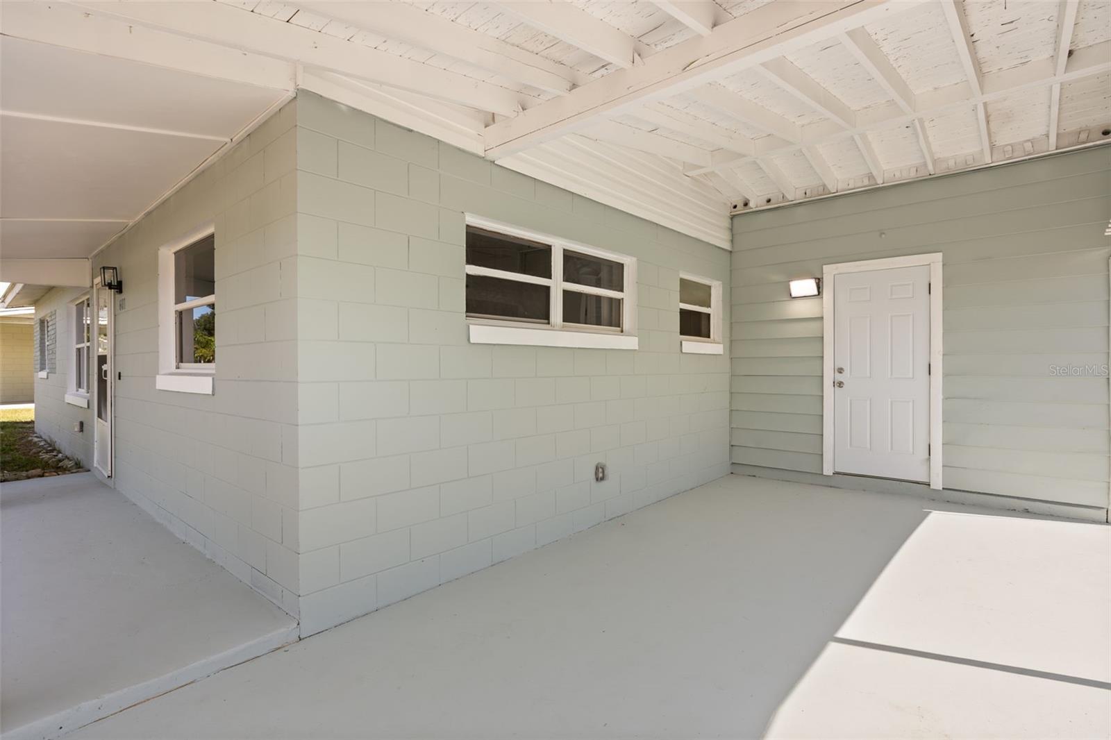 Listing photo 2 for 601 Ridgefield Ave