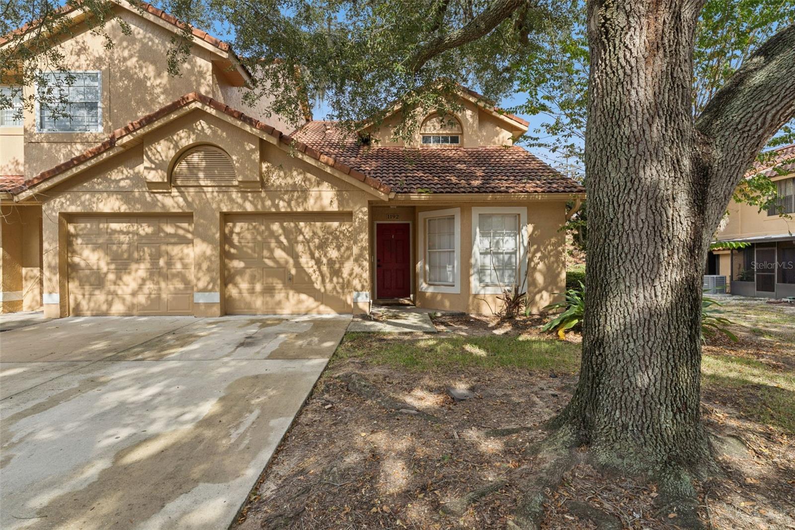 Listing photo 1 for 1192 N Fairway Dr #1192