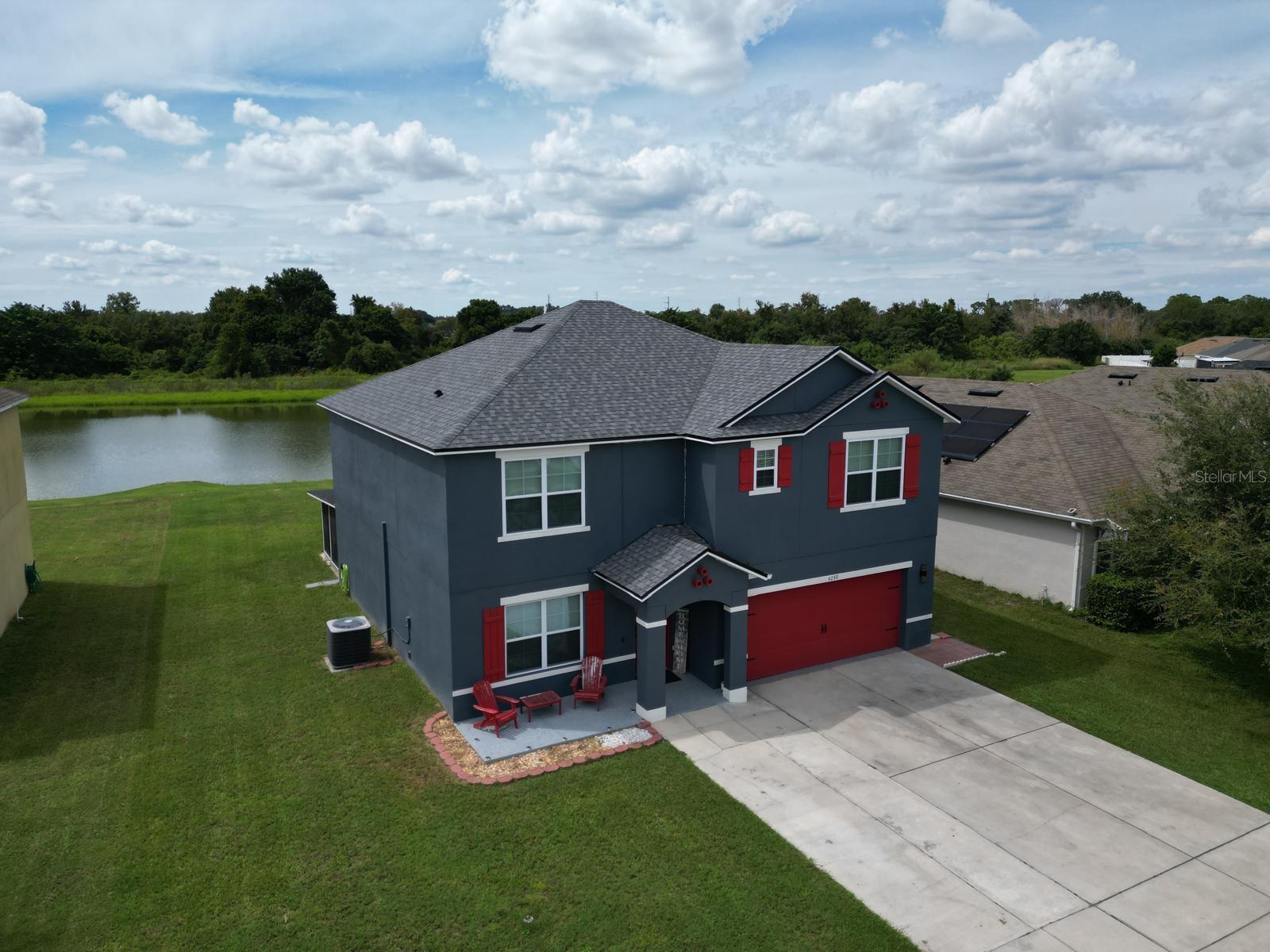 Listing photo 1 for 4230 Roberta Dr