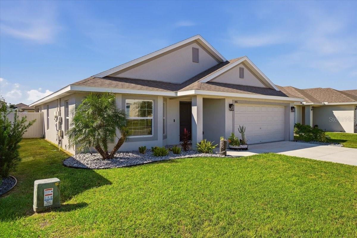 Listing photo 3 for 486 Panaro Ln