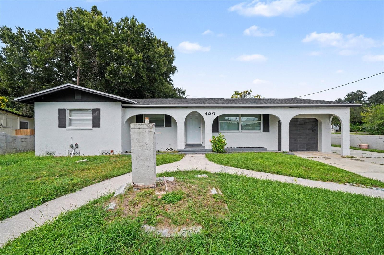 Listing photo 1 for 4207 Wd Judge Dr #w