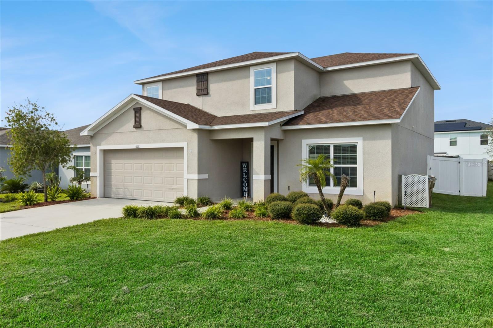 Listing photo 2 for 4108 Deermoss Dr