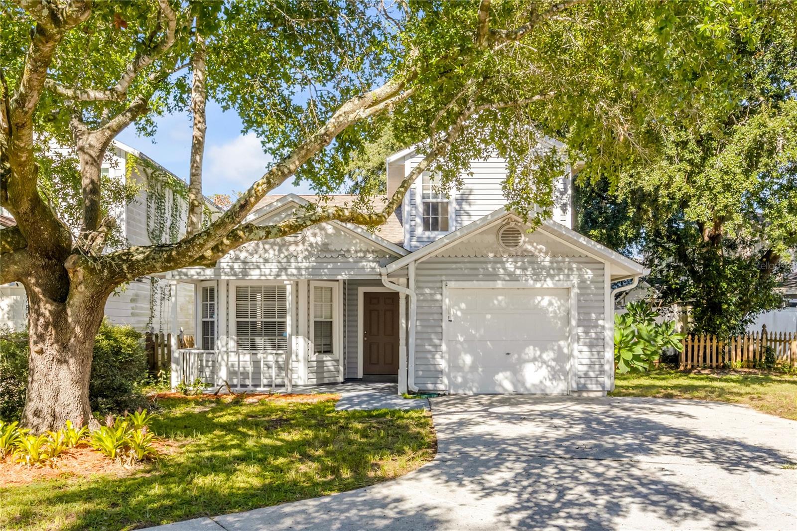 Listing photo 2 for 6787 Brittany Chase Ct