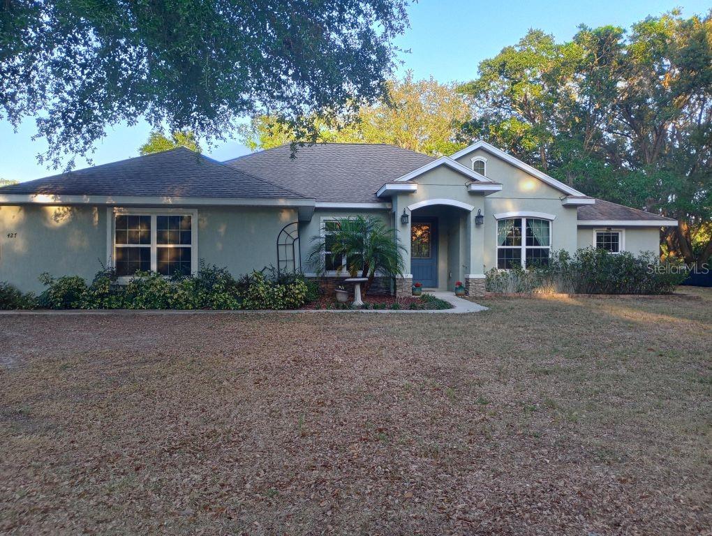 Listing photo 1 for 427 Carolina Ave