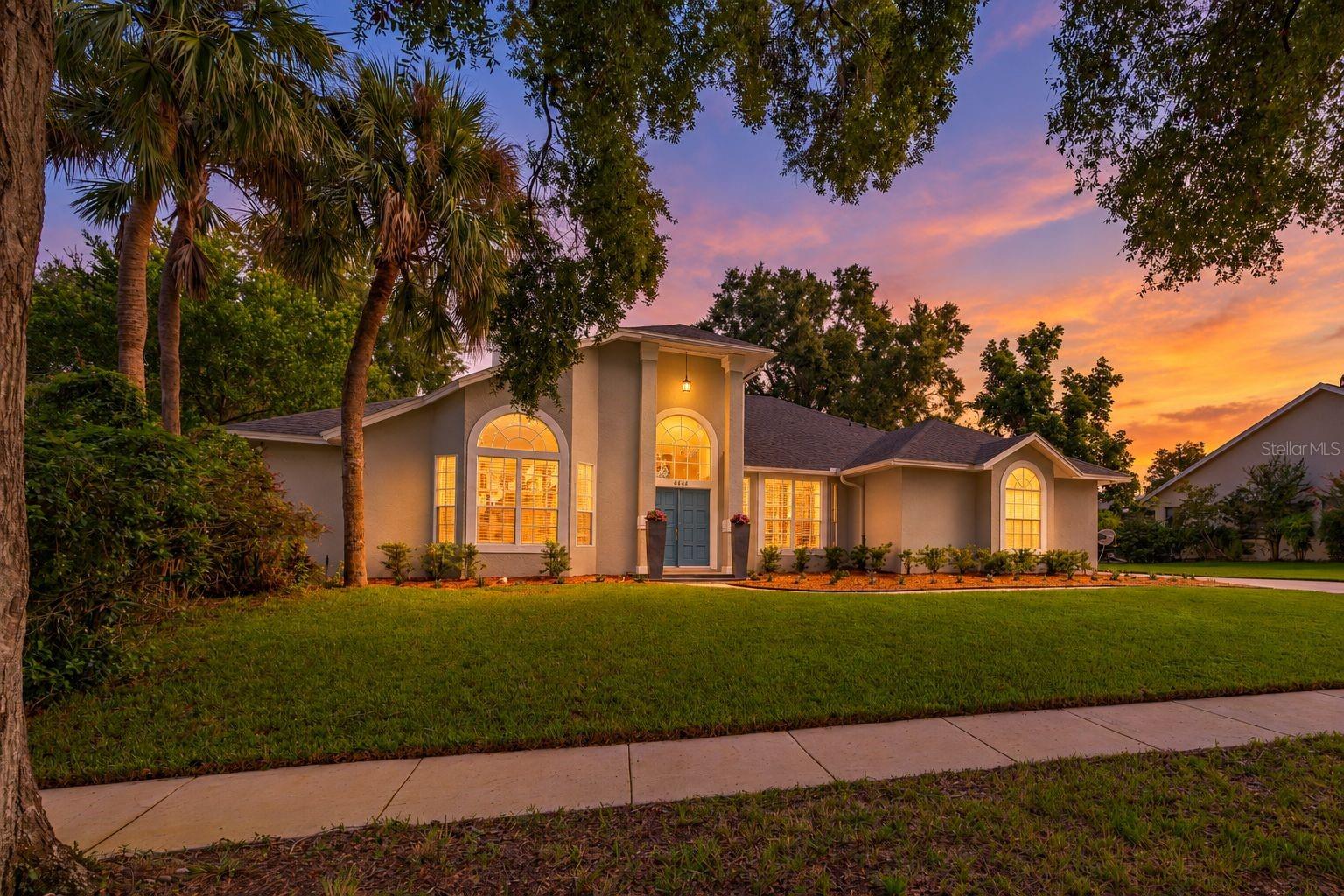 Listing photo 1 for 6646 Crenshaw Dr Dr