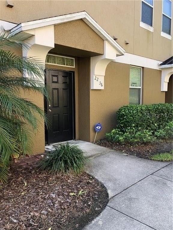 Listing photo 3 for 2236 Betsy Ross Ln #2236