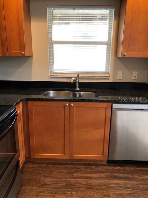 Listing photo 3 for 5424 E Michigan St #5424-2